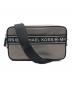 MICHAEL KORS（マイケルコース）の古着「KENLY SMALL CAMERA XBODY」