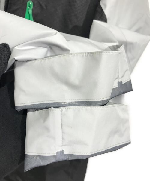 ARC'TERYX（アークテリクス）ARC'TERYX (アークテリクス) ALPHA JACKET M ブラック/ソリチュード/ジャングル サイズ:Lの古着・服飾アイテム