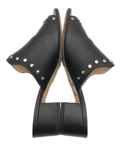 JIMMY CHOO（ジミーチュウ）JIMMY CHOO (ジミーチュウ) スタッズ付レザーサンダル ブラック サイズ:36の古着・服飾アイテム