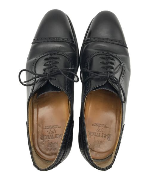 berwick（バーウィック）berwick (バーウィック) メダリオンシューズ ブラック サイズ:8 1/2の古着・服飾アイテム