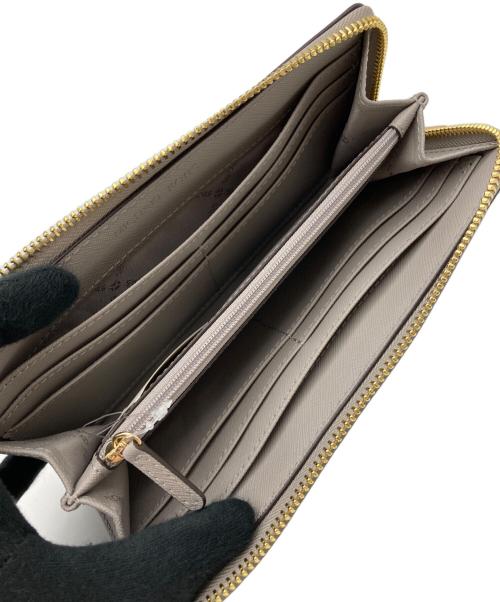 MICHAEL KORS（マイケル・コース）MICHAEL KORS (マイケルコース) ジェットセット トラベルウォレット グレーの古着・服飾アイテム