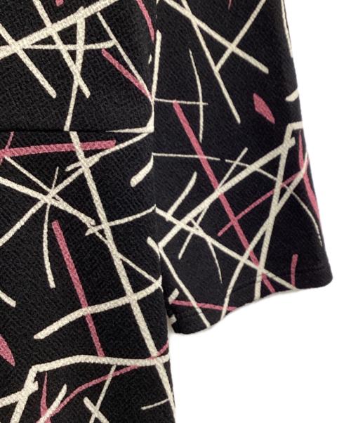 COUP DE CHANCE（クードシャンス）COUP DE CHANCE (クードシャンス) ウォッシャブルジオメトリックワンピース ブラック サイズ:38 未使用品の古着・服飾アイテム