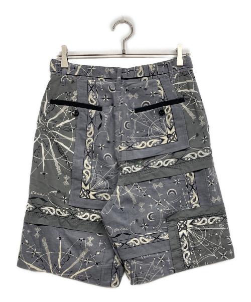 sacai（サカイ）sacai (サカイ) Dr.Woo バンダナプリントショートパンツ グレー サイズ:1の古着・服飾アイテム