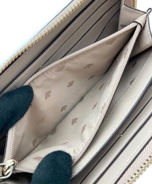 Kate Spade（ケイトスペード）Kate Spade (ケイトスペード) ラウンドジップウォレット ピンクの古着・服飾アイテム