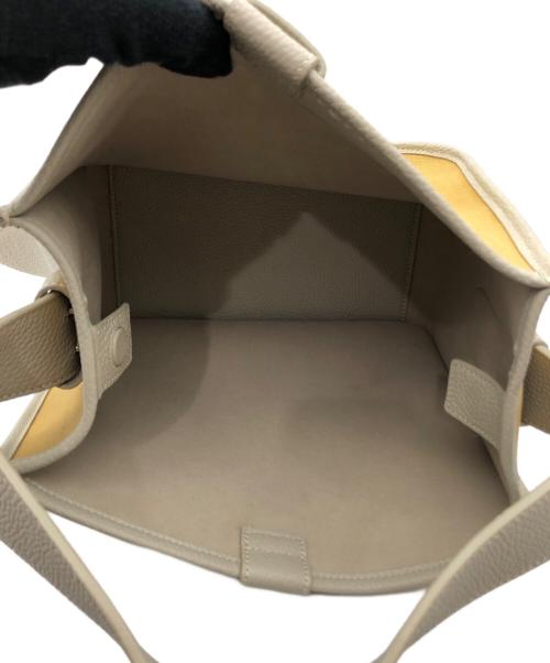 VASIC（ヴァジック）VASIC (ヴァジック) PORT MINI ベージュ×グレーの古着・服飾アイテム