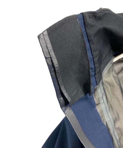 NIKE ACG（ナイキエーシージー）NIKE ACG (ナイキエーシージー) 2in1ゴアテックス システム ジャケット ネイビー サイズ:Lの古着・服飾アイテム