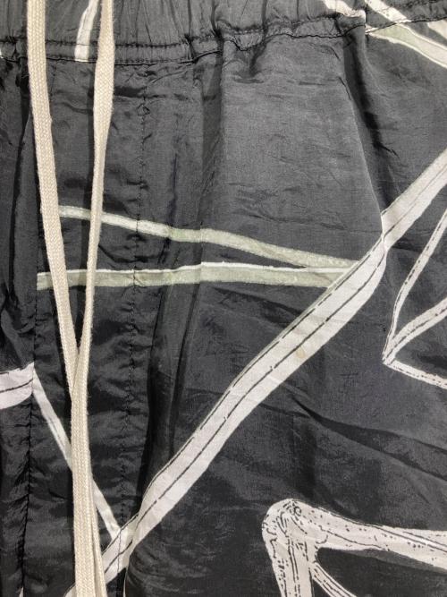 RICK OWENS（リックオウエンス）RICK OWENS (リックオウエンス) RICKS PODS サルエルショートパンツ ブラック サイズ:IT46の古着・服飾アイテム