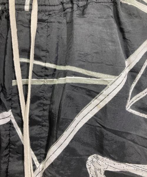 RICK OWENS（リックオウエンス）RICK OWENS (リックオウエンス) RICKS PODS サルエルショートパンツ ブラック サイズ:IT46の古着・服飾アイテム
