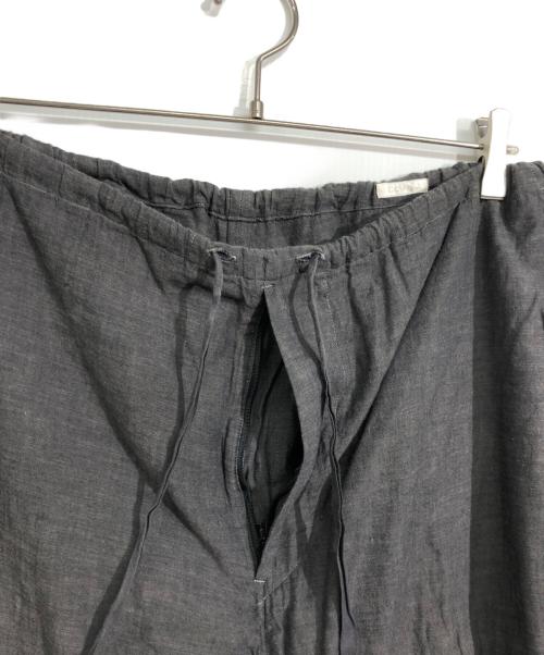 COMOLI（コモリ）COMOLI (コモリ) ベタシャン テーパードパンツ グレー サイズ:2の古着・服飾アイテム