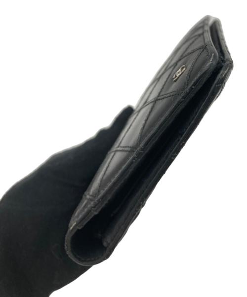 CHANEL（シャネル）CHANEL (シャネル) キルティングステッチココマークウォレット ブラックの古着・服飾アイテム