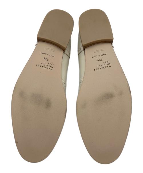 MARGARET HOWELL idea（マーガレット ハウエル アイディア）MARGARET HOWELL idea (マーガレット ハウエル アイディア) メダリオンタッセルシューズ アイボリー サイズ:22.5の古着・服飾アイテム