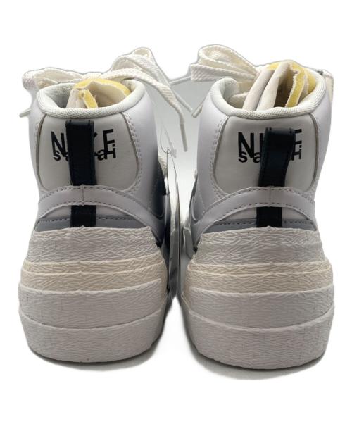 NIKE（ナイキ）NIKE (ナイキ) sacai (サカイ) BLAZER MID sacai ホワイト サイズ:25.5の古着・服飾アイテム