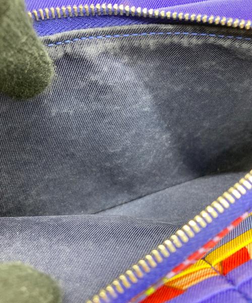 HERMES（エルメス）HERMES (エルメス) アザップロング シルクインジップウォレット レッドの古着・服飾アイテム