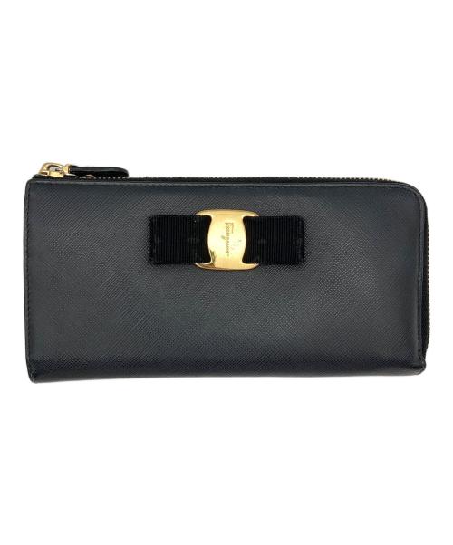 Salvatore Ferragamo（サルヴァトーレ フェラガモ）Salvatore Ferragamo (サルヴァトーレ フェラガモ) リボンL字ジップウォレット ネイビーの古着・服飾アイテム