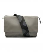 ear PAPILLONNERイアパピヨネ）の古着「ワイドテープショルダー」｜ブラック×グレー