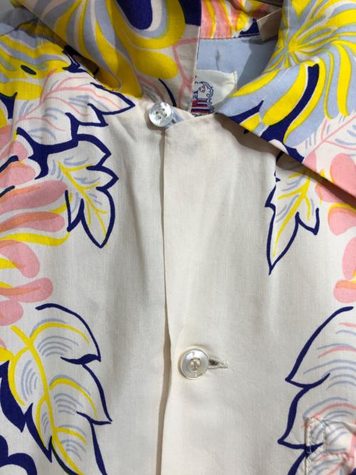 Sun Surf（サンサーフ）Sun Surf (サンサーフ) アロハシャツ アイボリー×ブルー サイズ:XSの古着・服飾アイテム