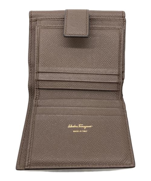 Salvatore Ferragamo（サルヴァトーレ フェラガモ）Salvatore Ferragamo (サルヴァトーレ フェラガモ) 2つ折り財布 ブラウンの古着・服飾アイテム