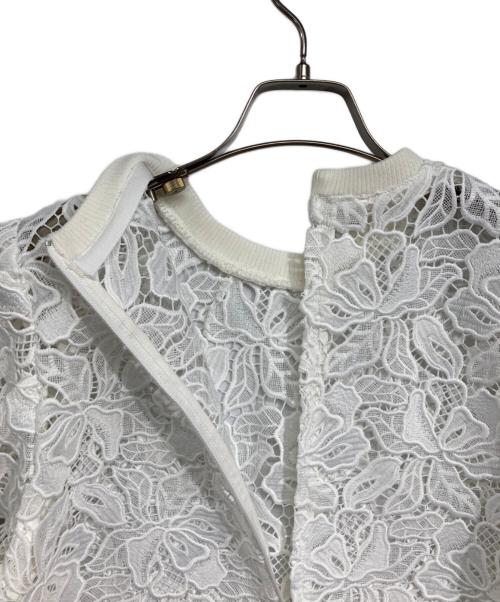 BORDERS at BALCONY（ボーダーズアットバルコニー）BORDERS AT BALCONY (ボーダーズアットバルコニー) LACE TOP ホワイト サイズ:38の古着・服飾アイテム
