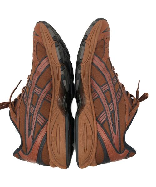 asics（アシックス）asics (アシックス) GEL-KAYANO 14 ブラウン サイズ:27の古着・服飾アイテム