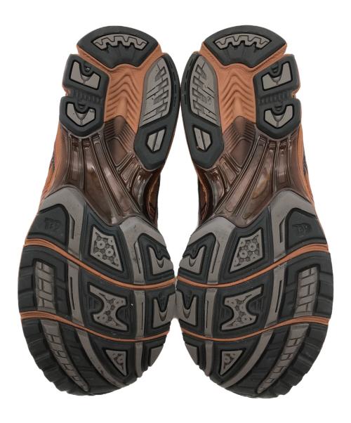 asics（アシックス）asics (アシックス) GEL-KAYANO 14 ブラウン サイズ:27の古着・服飾アイテム