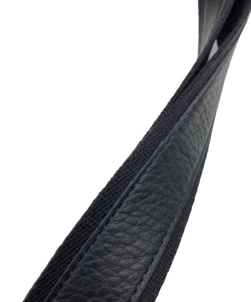 PELLE MORBIDA（ペッレモルビダ）PELLE MORBIDA (ペッレモルビダ) レザーボディーバッグの古着・服飾アイテム