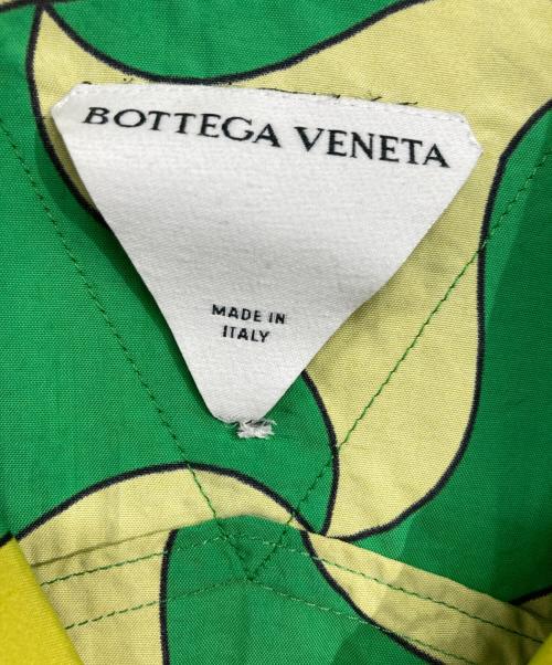 BOTTEGA VENETA（ボッテガベネタ）BOTTEGA VENETA (ボッテガベネタ) ウェービートライアングルオープンカラー半袖シャツ イエロー×グリーン サイズ:48の古着・服飾アイテム