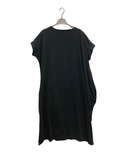 MOYURU（モユル）MOYURU (モユル) デザインカットソーワンピース ブラック サイズ:Mの古着・服飾アイテム