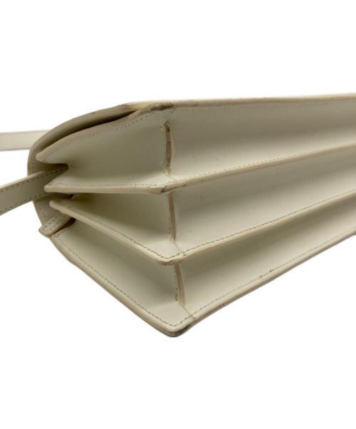 FOLNUA（フォルニュア）FOLNUA (フォルニュア) ショルダーバッグ ホワイトの古着・服飾アイテム