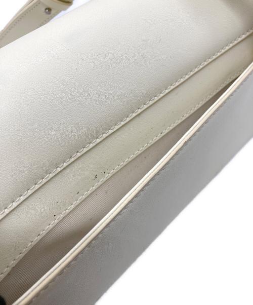 FOLNUA（フォルニュア）FOLNUA (フォルニュア) ショルダーバッグ ホワイトの古着・服飾アイテム