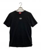 DIESELディーゼル）の古着「メタリックオーバルロゴTシャツ」｜ブラック