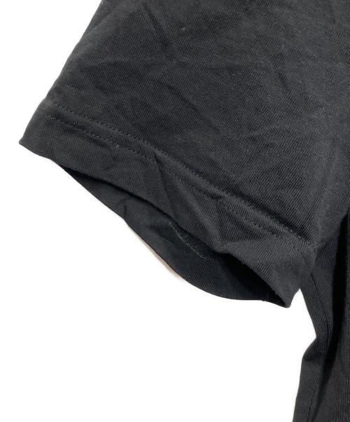 DIESEL（ディーゼル）DIESEL (ディーゼル) メタリックオーバルロゴTシャツ ブラック サイズ:Sの古着・服飾アイテム