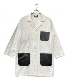 BLACK COMME des GARCONS（ブラックコムデギャルソン）の古着「22SS リビルド樹脂ポケットコットンツイルエンジニアコート」｜ホワイト