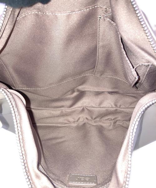 ear PAPILLONNER（イアパピヨネ）ear PAPILLONNER (イアパピヨネ) スワローマチショルダーバッグ ベージュの古着・服飾アイテム