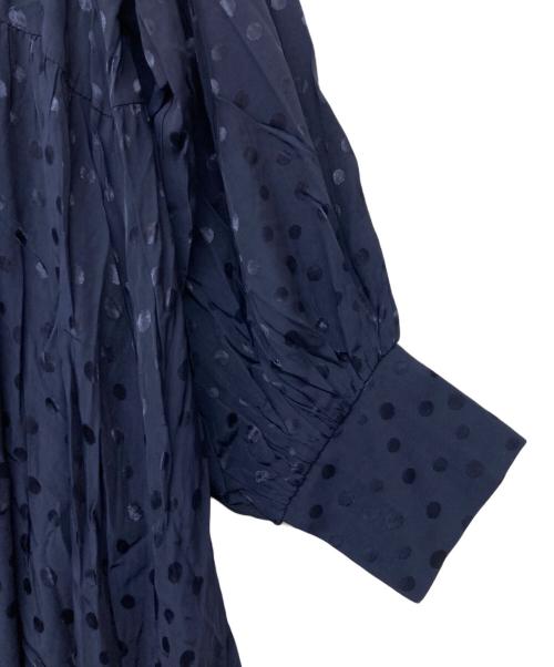 SUMI STYLE（スミ スタイル）SUMI STYLE (スミ スタイル) ドット柄フレアワンピース ネイビー サイズ:Fの古着・服飾アイテム