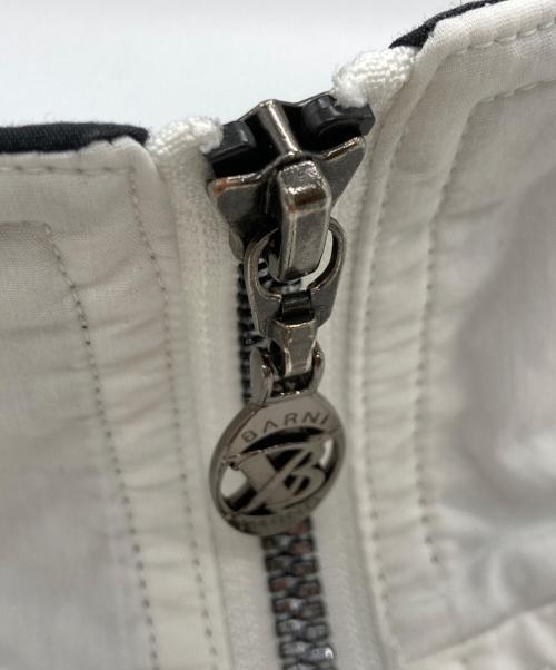 BARNI VARNO（バーニヴァーノ）BARNI VARNO (バーニヴァーノ) ロゴワッペンジャケット ホワイト サイズ:LLの古着・服飾アイテム