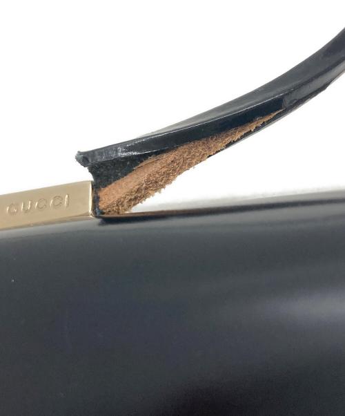 GUCCI（グッチ）GUCCI (グッチ) エナメルハンドバッグ ブラックの古着・服飾アイテム