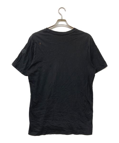 MONCLER（モンクレール）MONCLER (モンクレール) 立体ロゴ刺繍クルーネックTシャツ ブラック サイズ:Ｍの古着・服飾アイテム