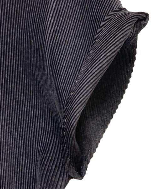 PLEATS PLEASE（プリーツプリーズ）PLEATS PLEASE (プリーツプリーズ) プリーツブラウス チャコールグレー サイズ:不明の古着・服飾アイテム