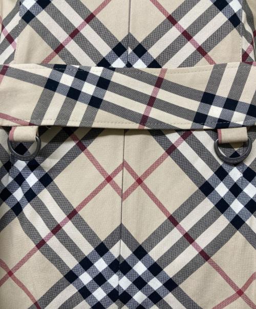 BURBERRY LONDON（バーバリーロンドン）BURBERRY LONDON (バーバリーロンドン) ノースリーブワンピース ベージュ サイズ:SIZEL (UK 40)の古着・服飾アイテム