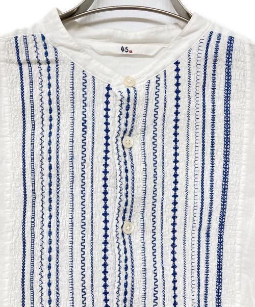 45R（フォーティファイブ・アール）45R (フォーティファイブ・アール) バンドカラーギャザー刺繍ブラウス ホワイト サイズ:SIZE 0の古着・服飾アイテム