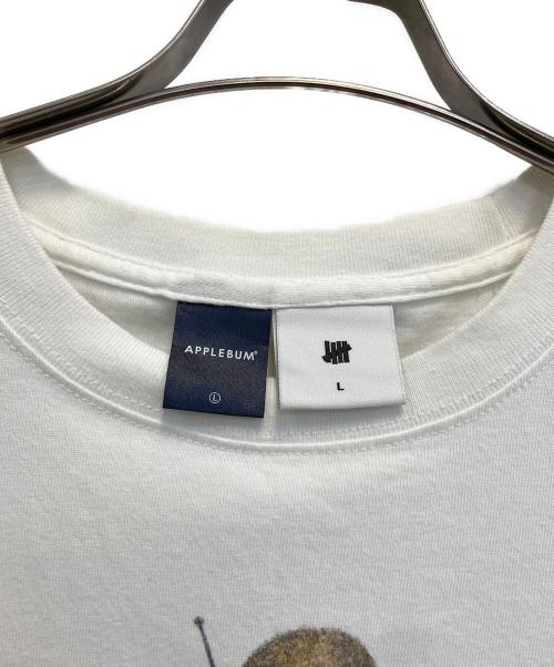 APPLEBUM（アップルバム）APPLEBUM (アップルバム) UNDEFEATED (アンディフィーテッド) コラボTシャツ ホワイト サイズ:Lの古着・服飾アイテム