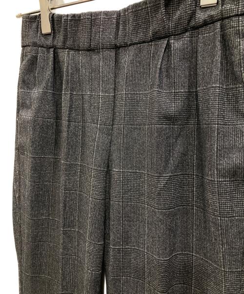 BRUNELLO CUCINELLI（ブルネロクチネリ）BRUNELLO CUCINELLI (ブルネロクチネリ) イージースラックスパンツ グレー サイズ:36の古着・服飾アイテム