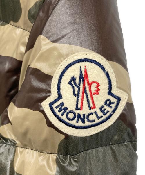 MONCLER（モンクレール）MONCLER (モンクレール) エベレストカモフラ迷彩ダウンジャケット オリーブ サイズ:1の古着・服飾アイテム