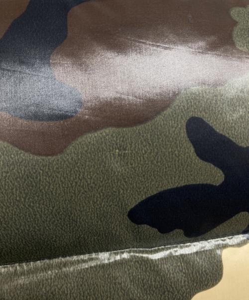 MONCLER（モンクレール）MONCLER (モンクレール) エベレストカモフラ迷彩ダウンジャケット オリーブ サイズ:1の古着・服飾アイテム