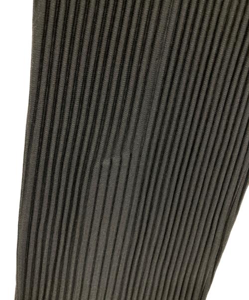 HOMME PLISSE ISSEY MIYAKE（オム プリッセ イッセイ ミヤケ）HOMME PLISSE ISSEY MIYAKE (オム プリッセ イッセイ ミヤケ) プリーツパンツ ブラック サイズ:1 未使用品の古着・服飾アイテム