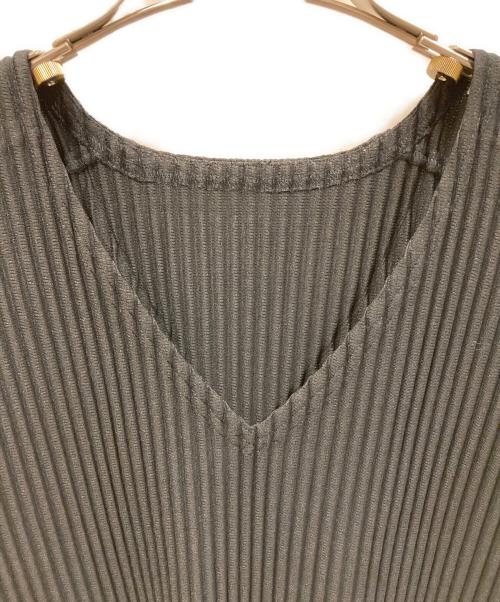 HOMME PLISSE ISSEY MIYAKE（オム プリッセ イッセイ ミヤケ）HOMME PLISSE ISSEY MIYAKE (オム プリッセ イッセイ ミヤケ) プリーツタンクトップ ブラック サイズ:2の古着・服飾アイテム
