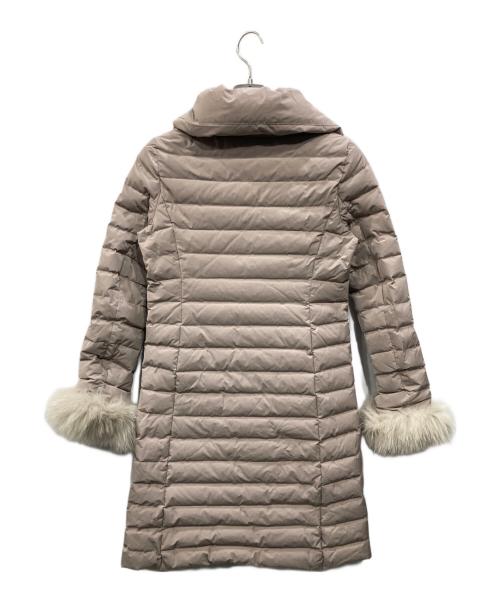 UNITED ARROWS TOKYO（ユナイテッドアローズトウキョウ）UNITED ARROWS TOKYO (ユナイテッドアローズトウキョウ) フォックスファー付ダウンコート ベージュ サイズ:38の古着・服飾アイテム