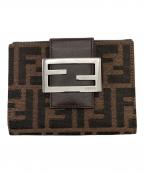 FENDIフェンディ）の古着「ズッカ柄3つ折り財布」｜ブラウン