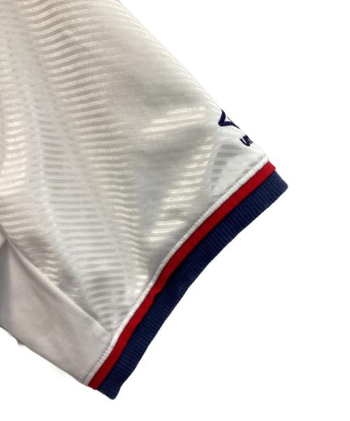 UMBRO（アンブロ）UMBRO (アンブロ) 100周年 ゲームシャツ ホワイト サイズ:MLの古着・服飾アイテム