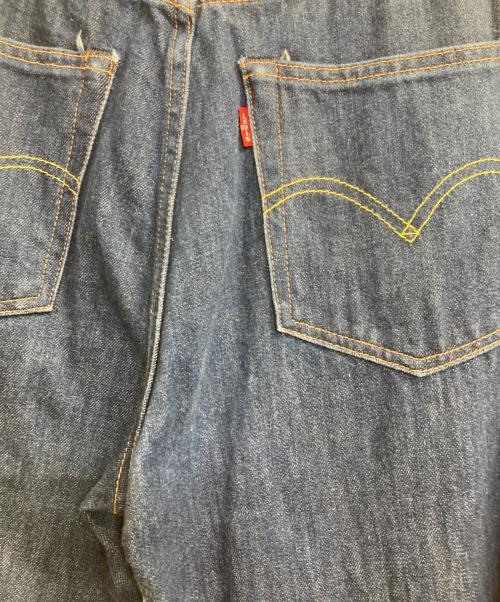 LEVI'S（リーバイス）LEVI'S (リーバイス) 701デニムパンツ ブルー サイズ:Ｗ26の古着・服飾アイテム